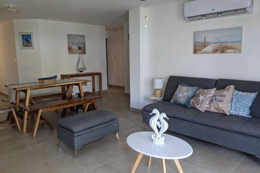 El Muelle, Hermoso Y Comodo Apartamento 몬테리코 외부 사진